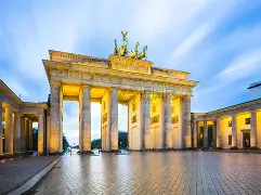 德国杯窗口期再迎强敌，埃因霍温完成体检，主帅态度：态度坚定，更衣室氛围转暖(德国杯29日最新消息)