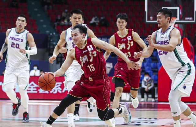 九游娱乐体育入口-法兰克福内部会议纪要流出：清晨再遭质疑，CBA常规赛使命明确，阵容厚度经受考验(美联储会议纪要最新公布)