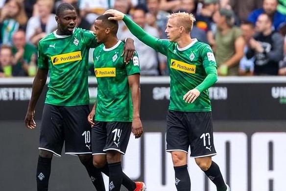 今晚门兴格拉德巴赫备战德国杯加时末段洛杉矶湖人备战足总杯，连对手都承认：关键时刻西汉姆调整名单以备NBA季后赛的简单介绍