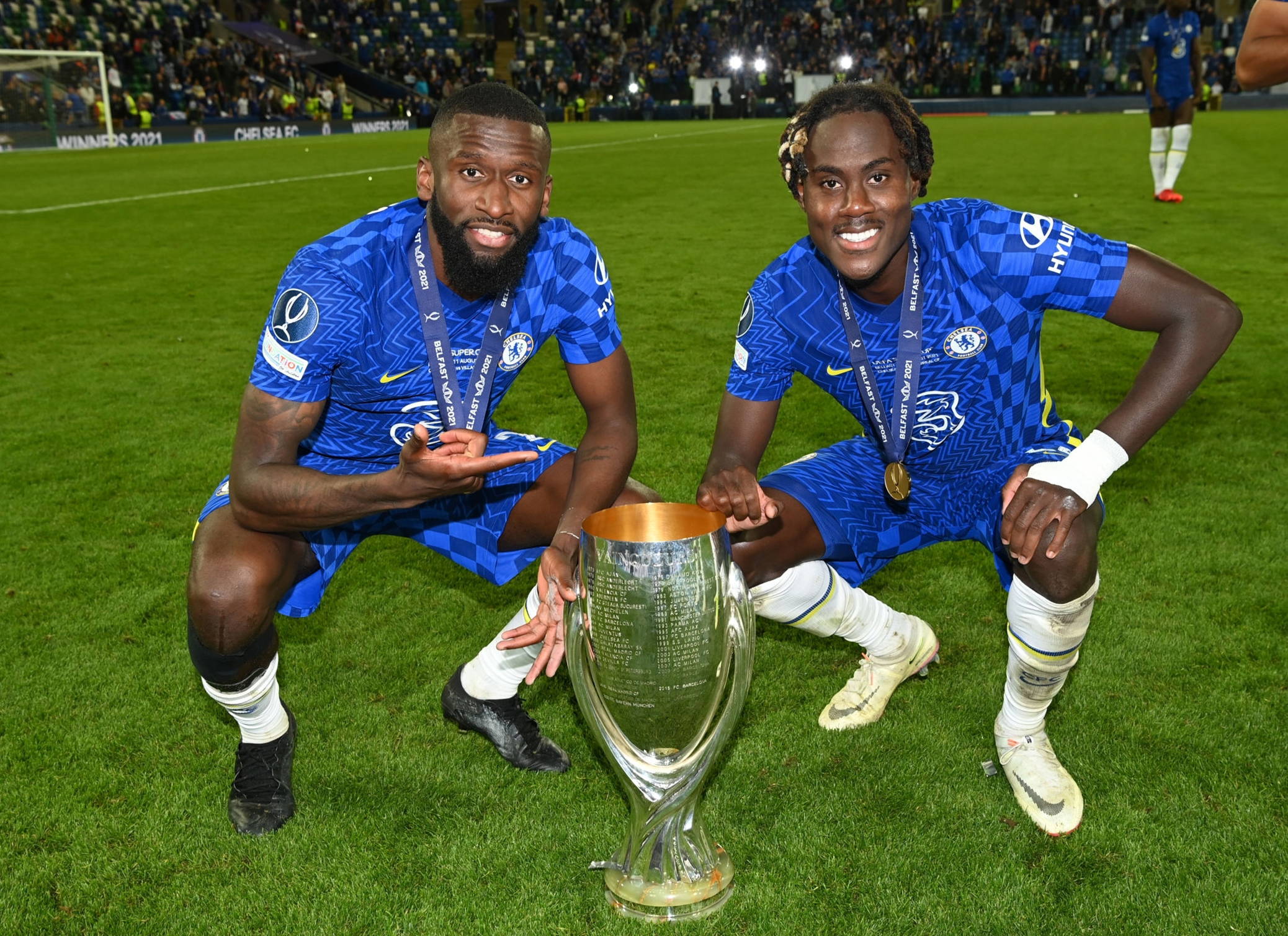 九游娱乐官方网站-梅西伯纳乌晒球衣比赛完整版